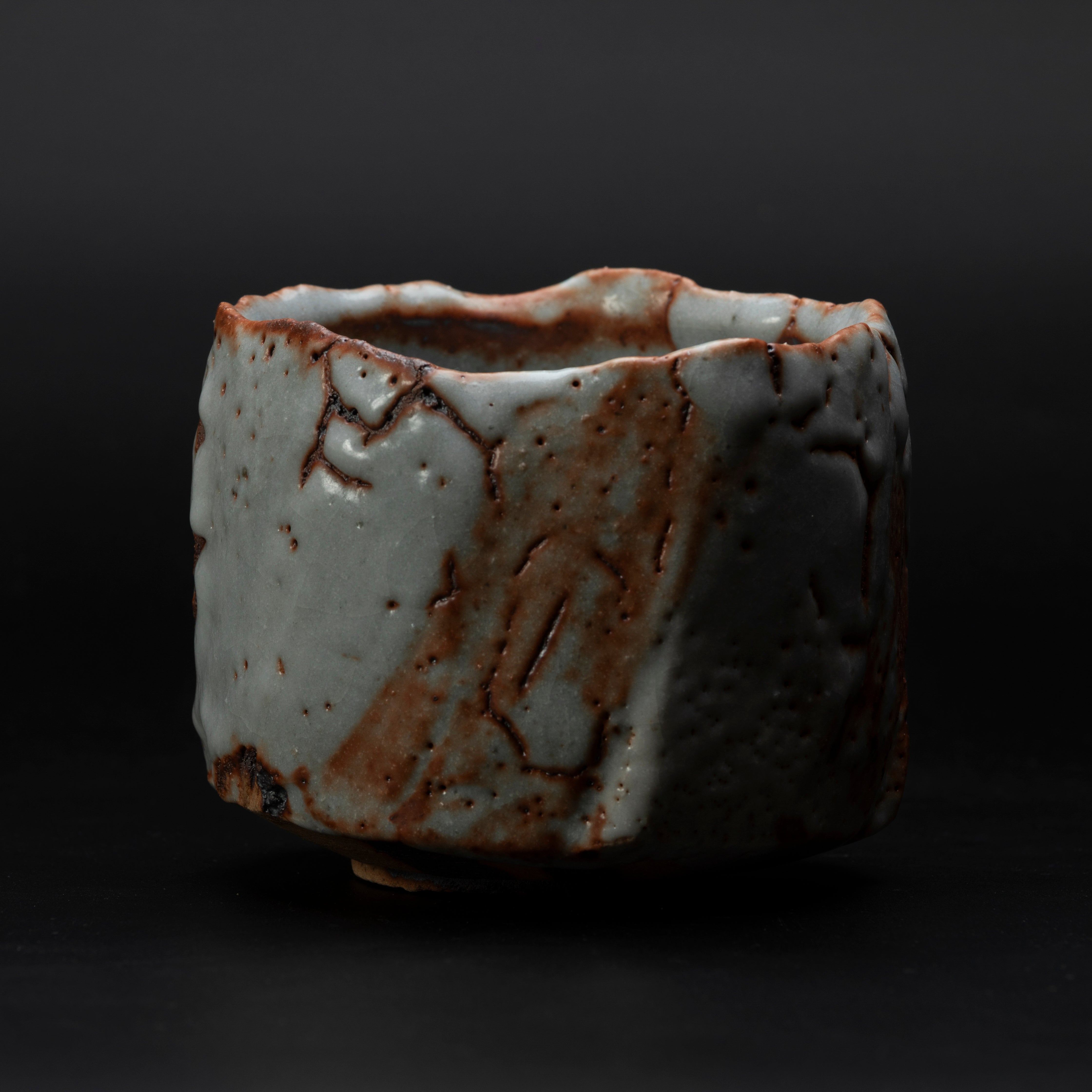 Chawan Shino - Hai-Ao (Abu Kebiruan)