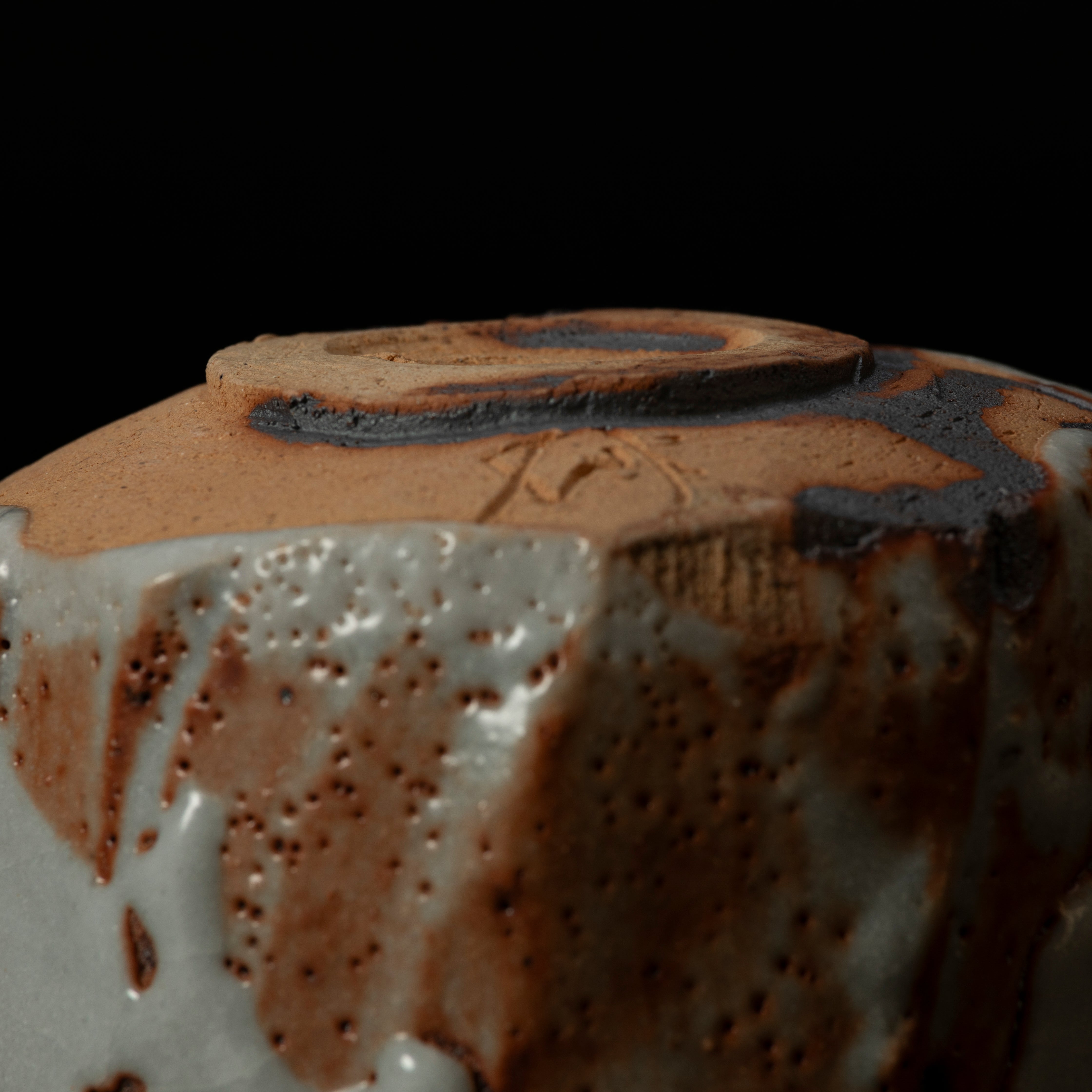 Chawan Shino - Hai-Ao (Abu Kebiruan)