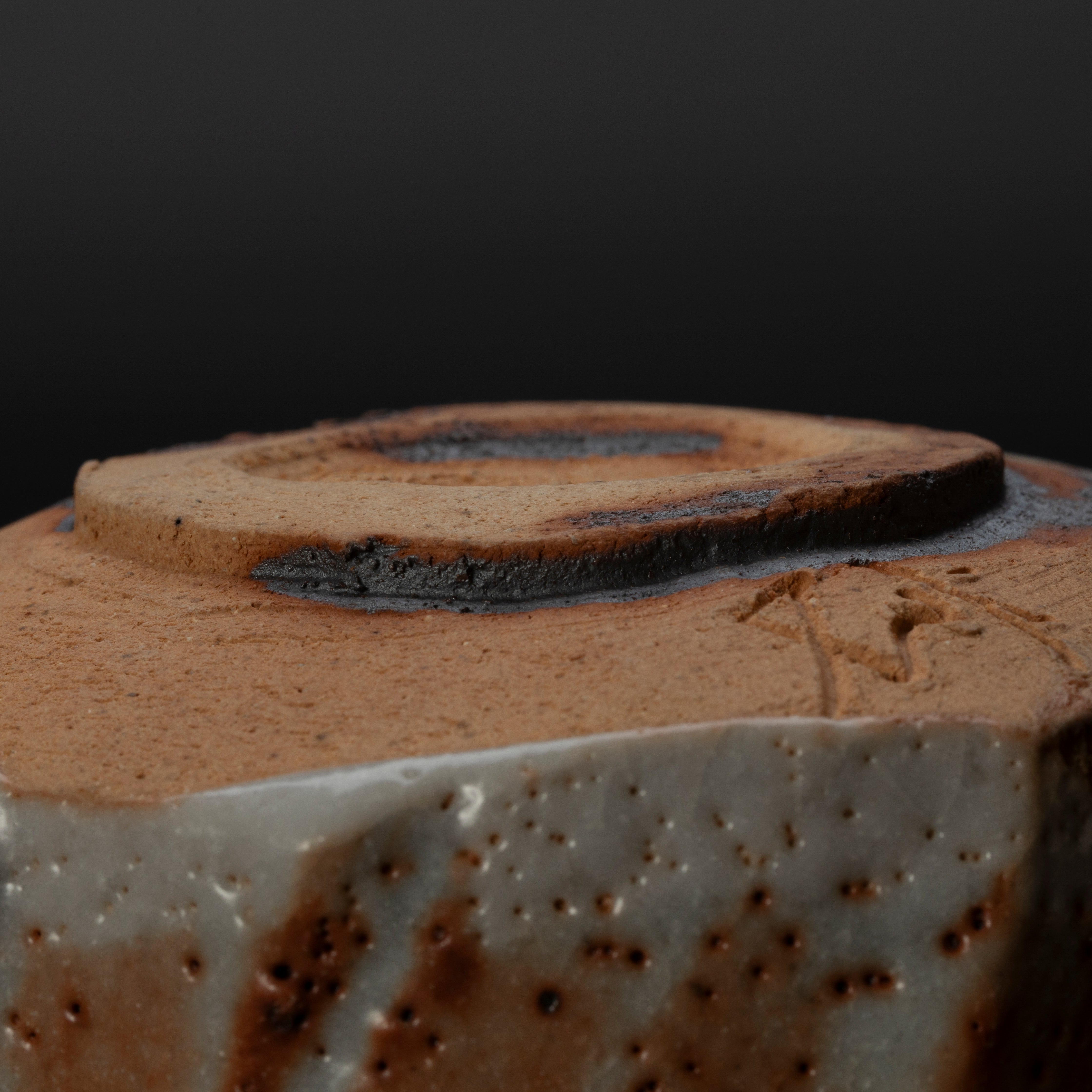 Chawan Shino - Hai-Ao (Abu Kebiruan)