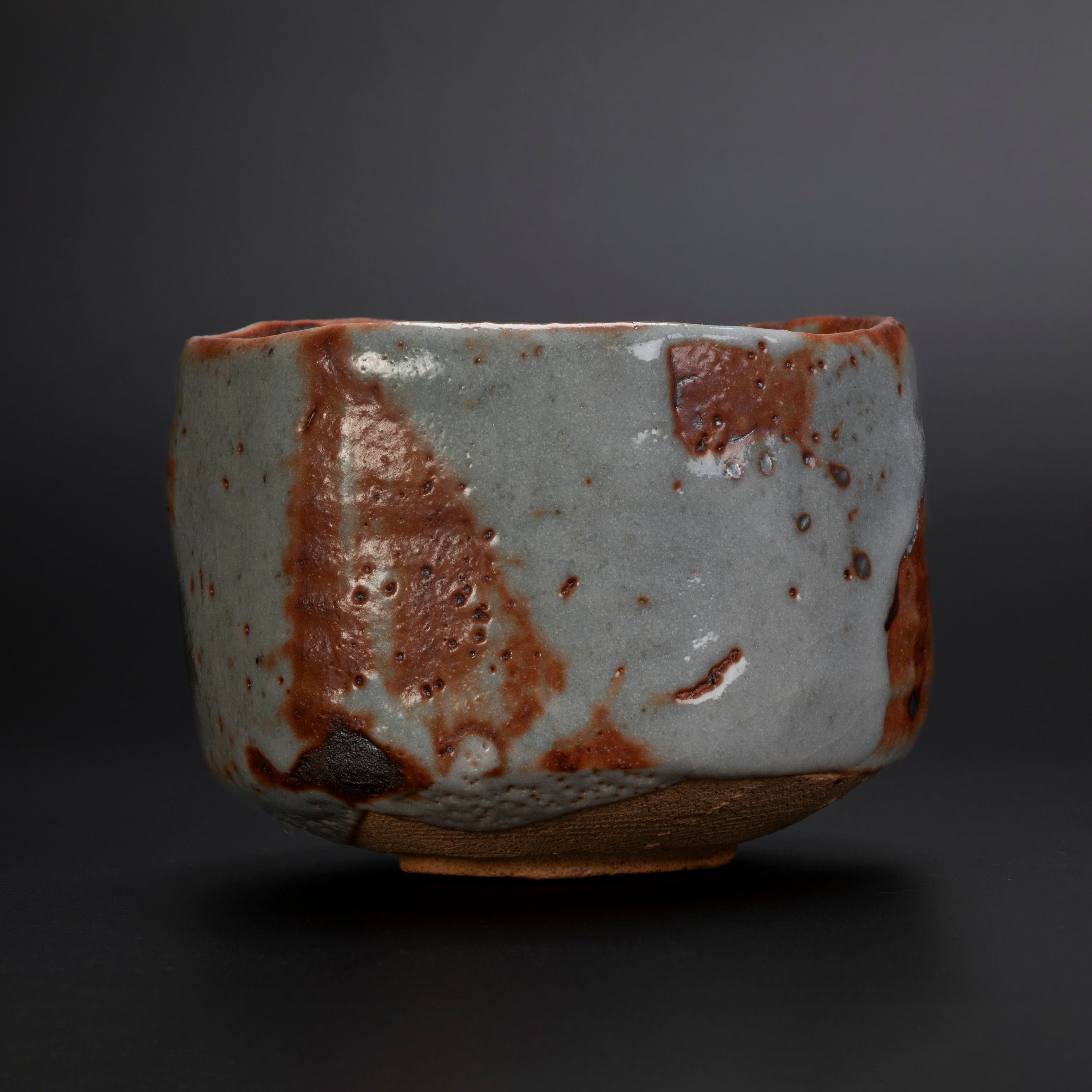 Chawan Shino - Matahari Terbenam di Hari Hujan