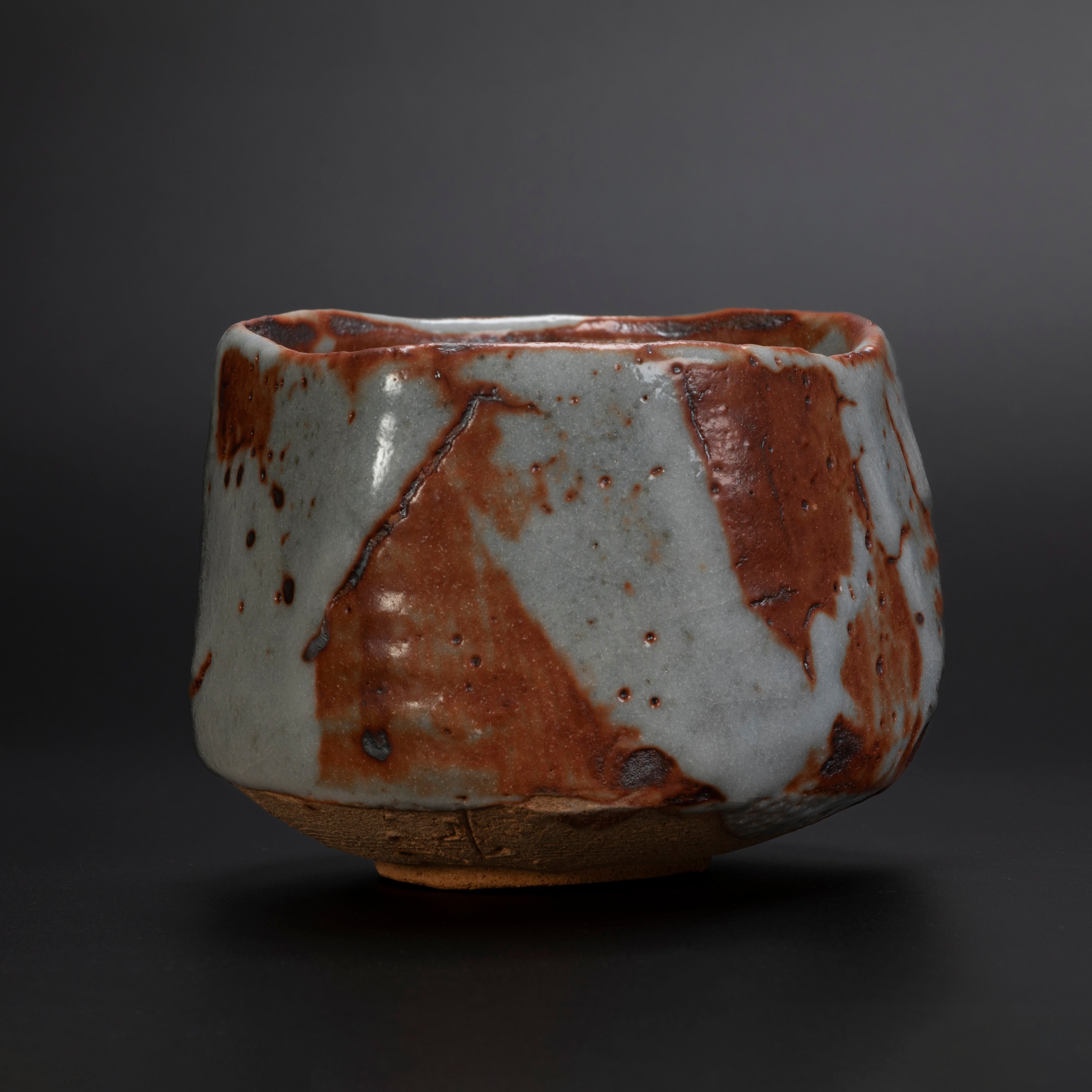 Chawan Shino - Matahari Terbenam di Hari Hujan