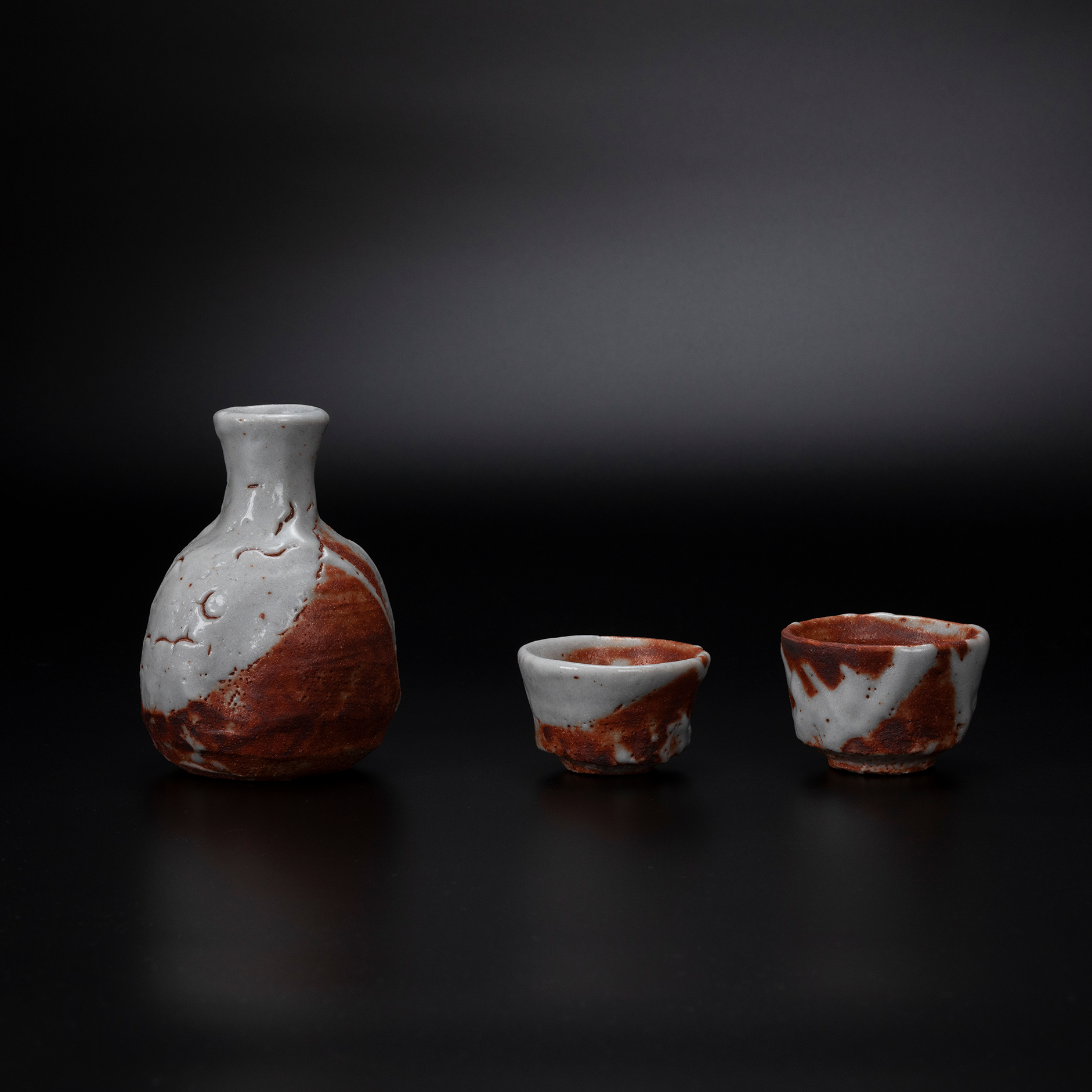 夫婦の志野酒呑
