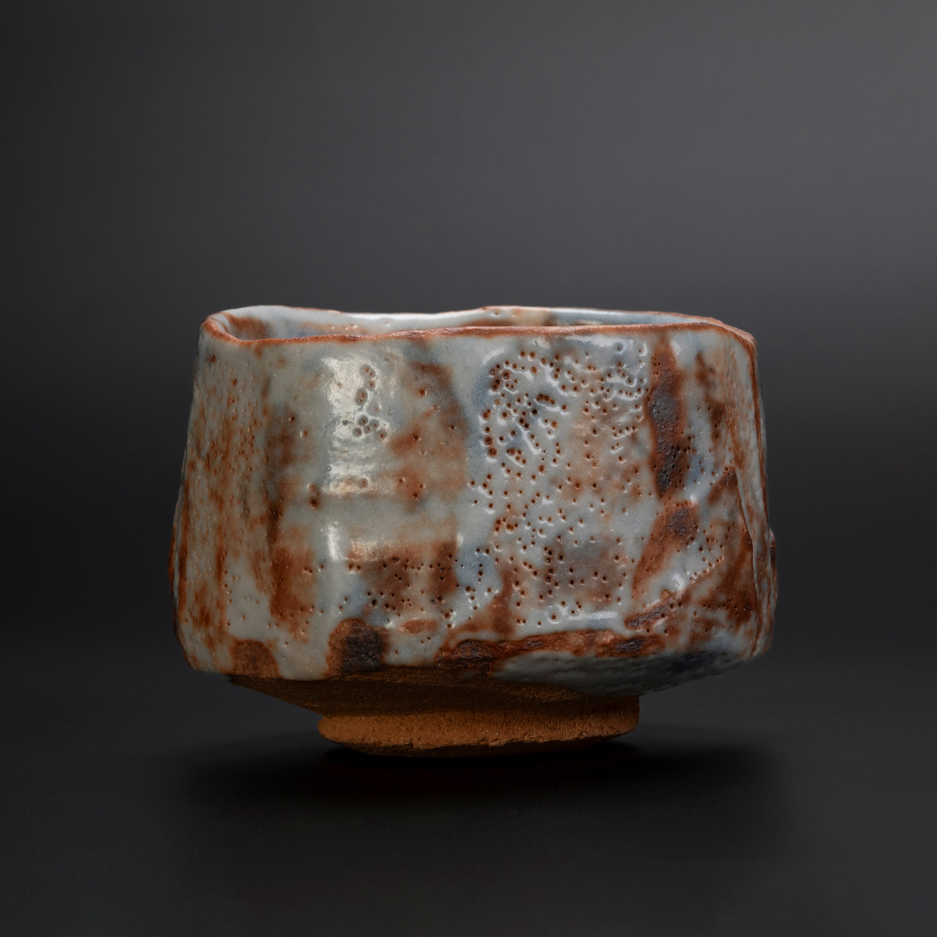 Chawan Shino màu đỏ lửa