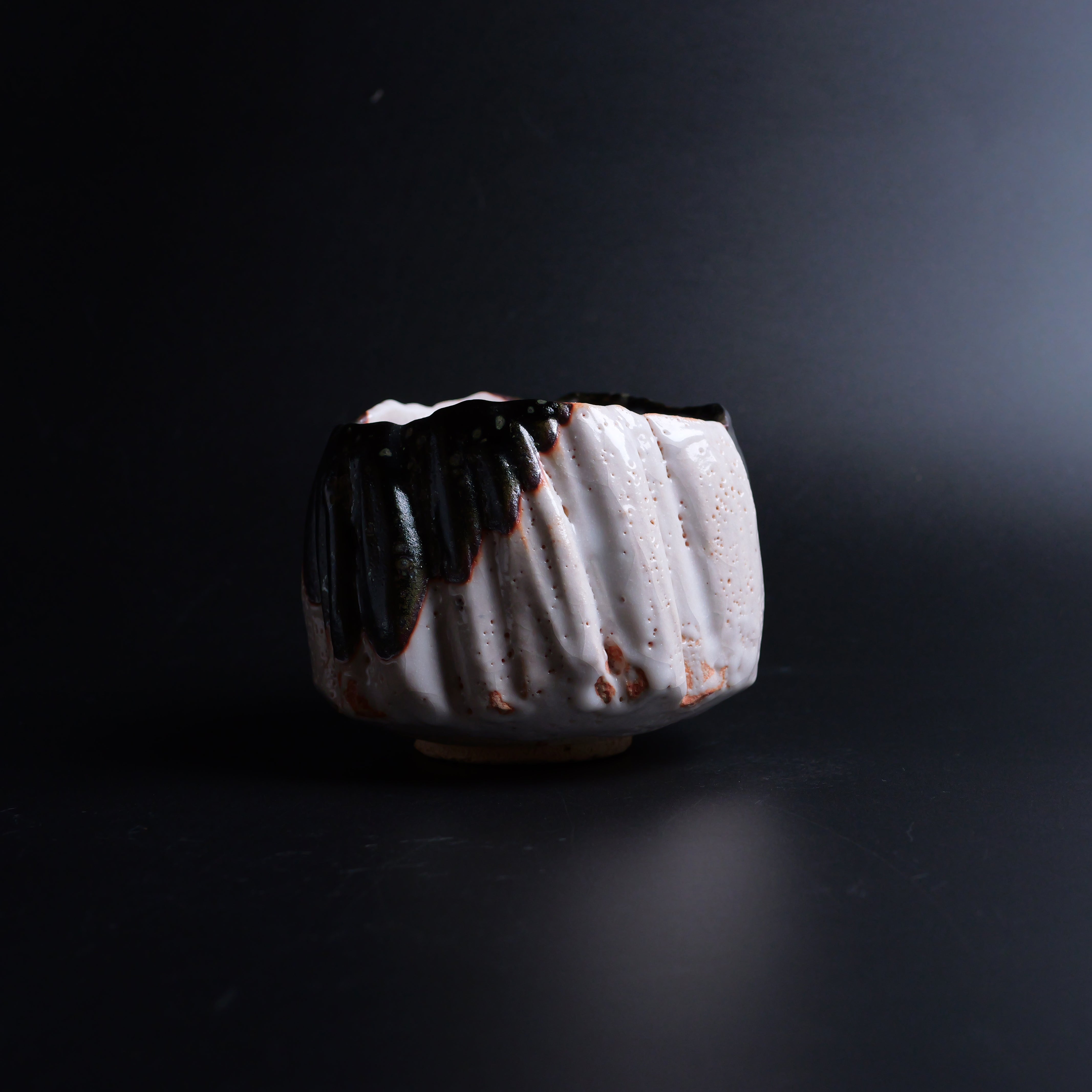 Shino Chawan 星雪 (Seisetsu, "Starlit Snow")